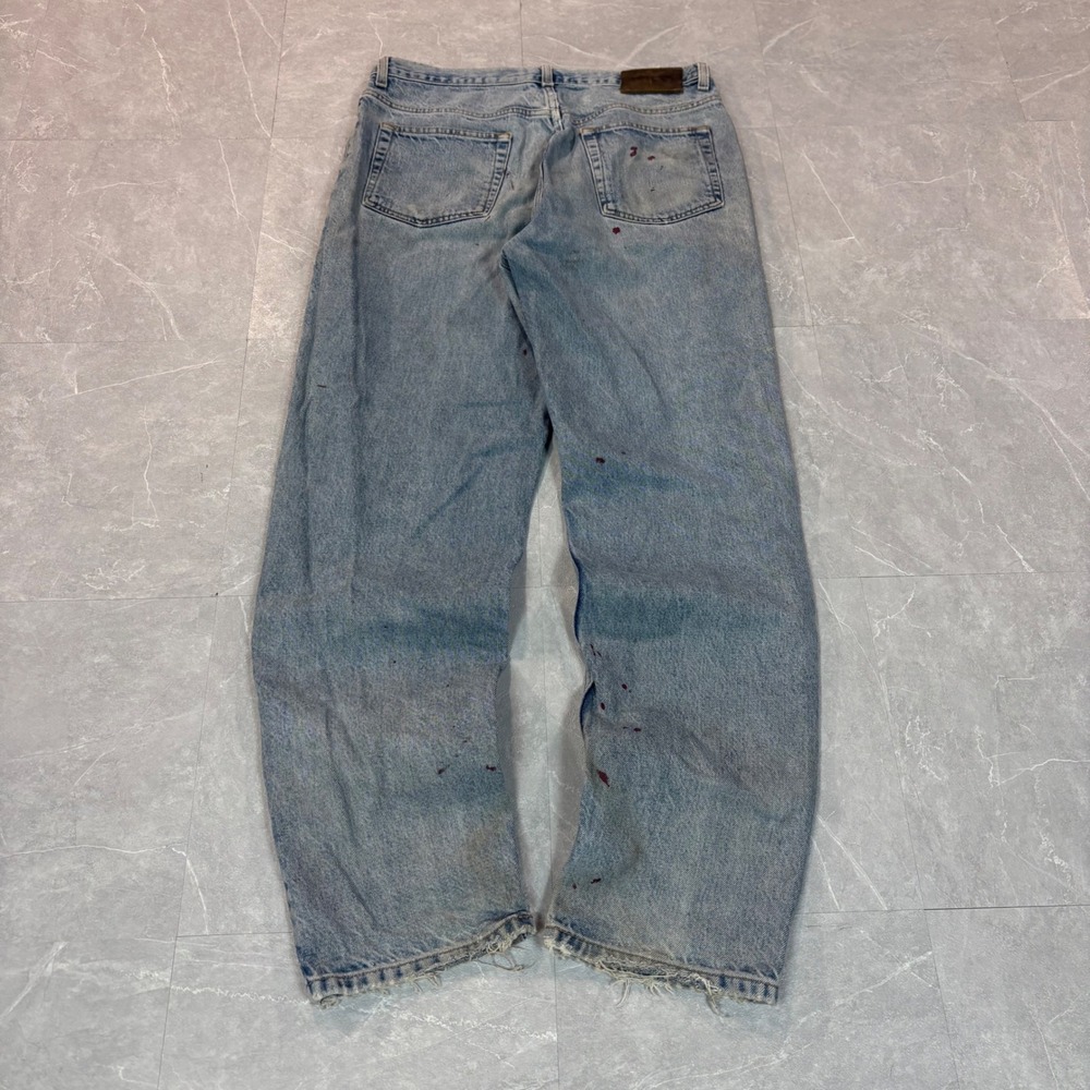Calvin Klein Jeans Mens 34x32 Easy Fit Distressed Paint Splatter Light Wash Blue